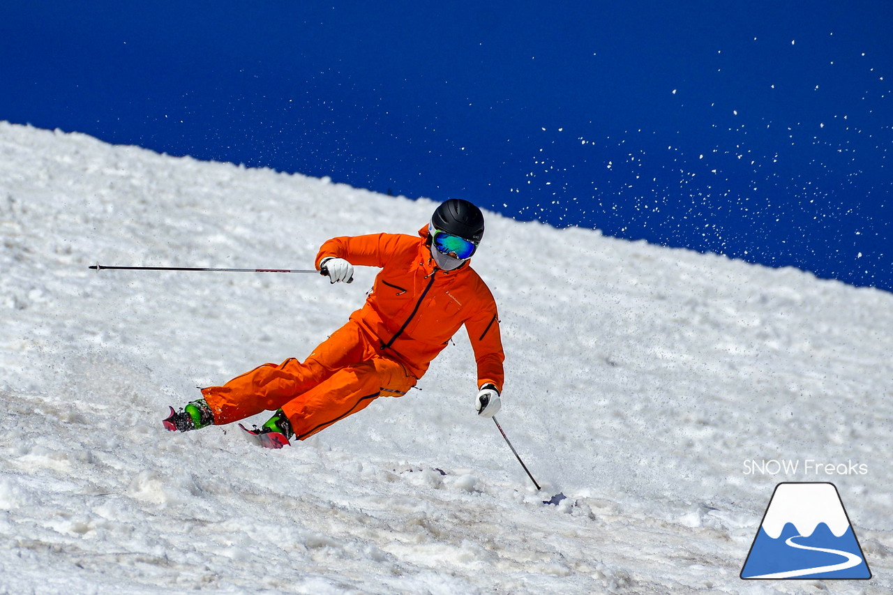 ニセコグラン・ヒラフ DYNASTAR SKI TEST RIDE DAYS Photo Session!!最高の天気に恵まれたニセコに、最高の仲間たちが集まりました☆